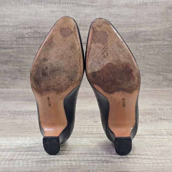 Salvatore Ferragamo Women's Size 5.5 B Navy Blue Leather Heel Shoes (47108) READ - Picture 7 of 10